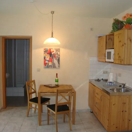 Haus Vaterland Sellin * Sellin (Rugen)